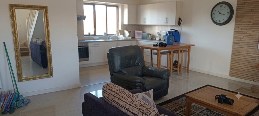 2 Bedroom Property for Sale in Trenance Manor KwaZulu-Natal
