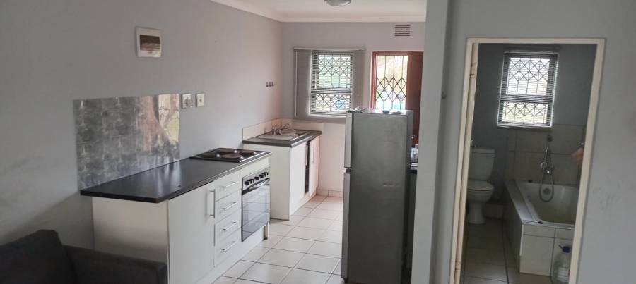 2 Bedroom Property for Sale in Newlands East KwaZulu-Natal