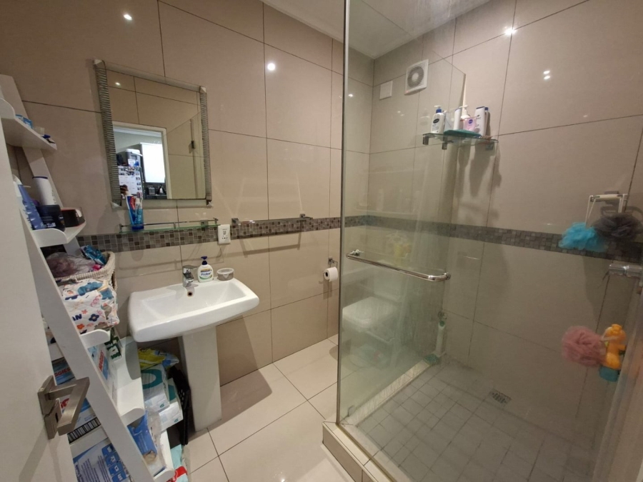 2 Bedroom Property for Sale in Umhlanga Ridge KwaZulu-Natal