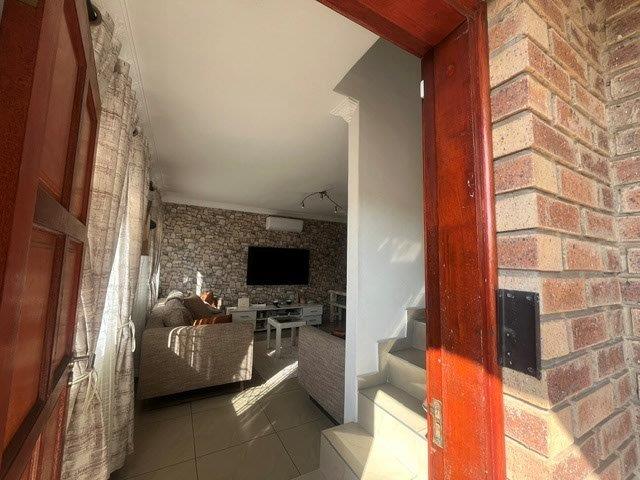 3 Bedroom Property for Sale in Avoca KwaZulu-Natal