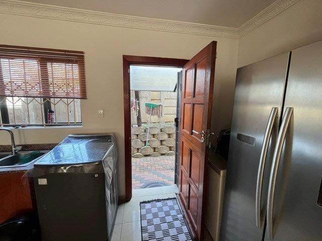 3 Bedroom Property for Sale in Avoca KwaZulu-Natal