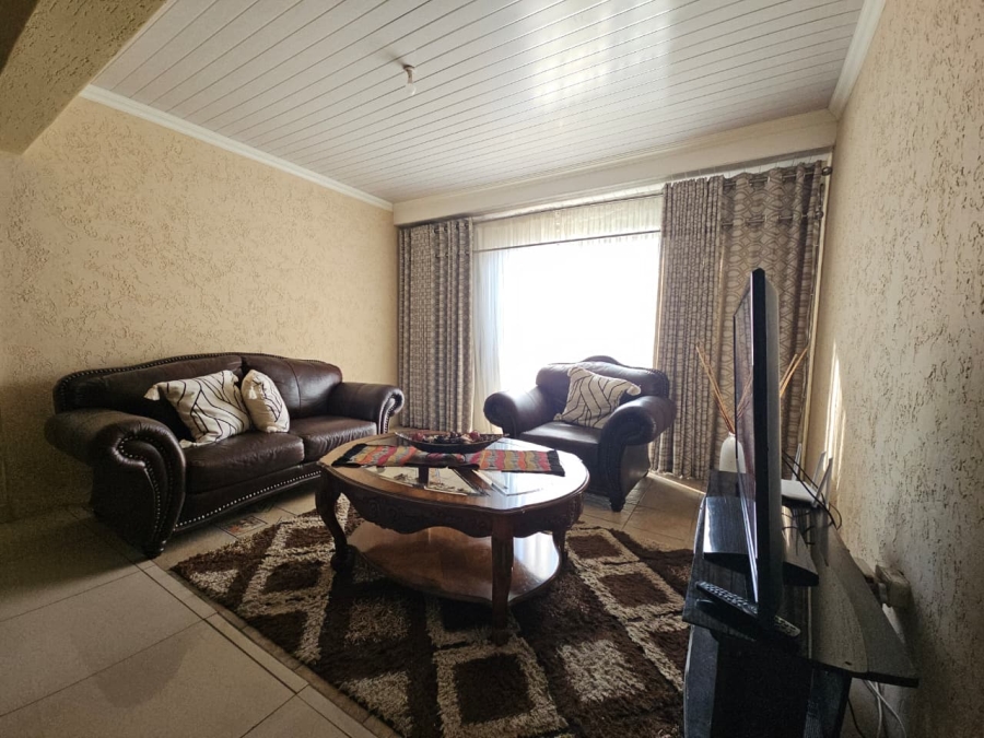 4 Bedroom Property for Sale in Amajuba Park KwaZulu-Natal