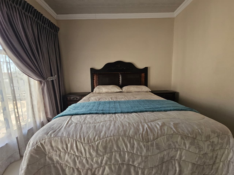 4 Bedroom Property for Sale in Amajuba Park KwaZulu-Natal