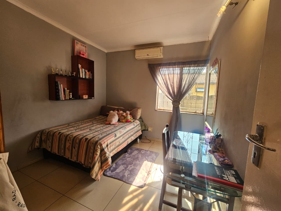 3 Bedroom Property for Sale in Pioneer Park KwaZulu-Natal