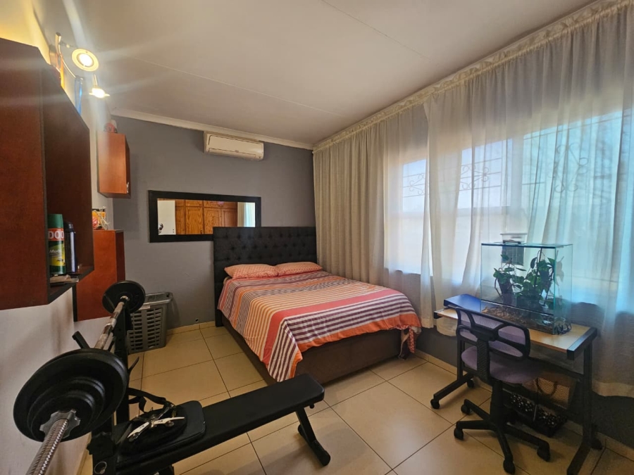 3 Bedroom Property for Sale in Pioneer Park KwaZulu-Natal