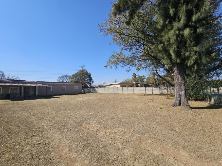 Commercial Property for Sale in Ncandu Park KwaZulu-Natal