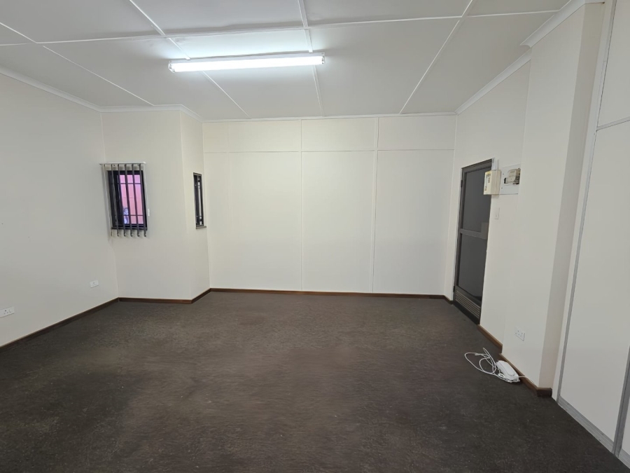 To Let Commercial Property for Rent in Stanger KwaZulu-Natal