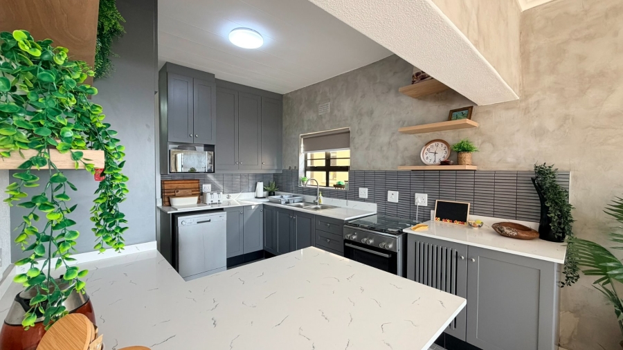 2 Bedroom Property for Sale in Shelly Beach KwaZulu-Natal