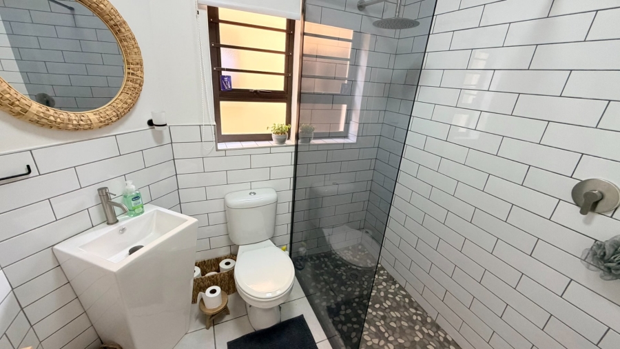 2 Bedroom Property for Sale in Shelly Beach KwaZulu-Natal