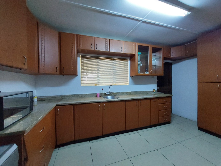  Bedroom Property for Sale in Larkfield KwaZulu-Natal