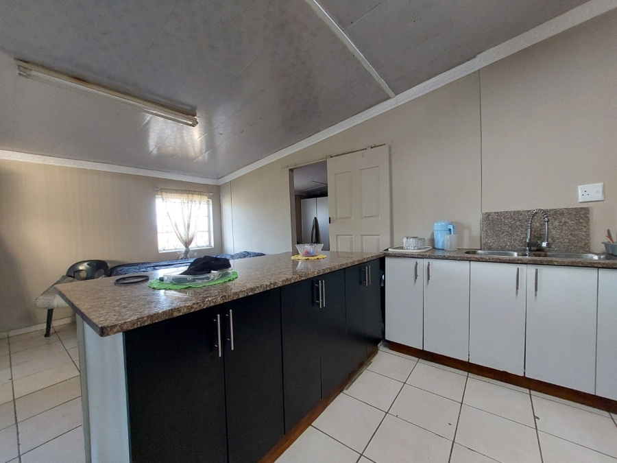  Bedroom Property for Sale in Larkfield KwaZulu-Natal