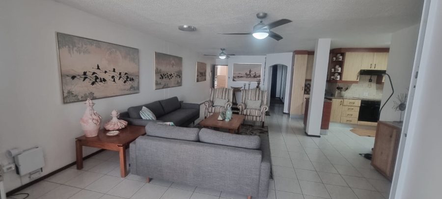 3 Bedroom Property for Sale in Margate KwaZulu-Natal