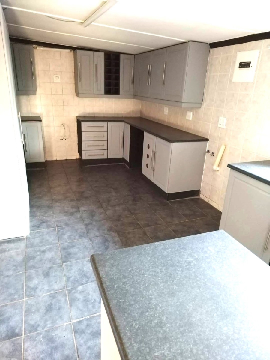 To Let 3 Bedroom Property for Rent in Bishopstowe KwaZulu-Natal