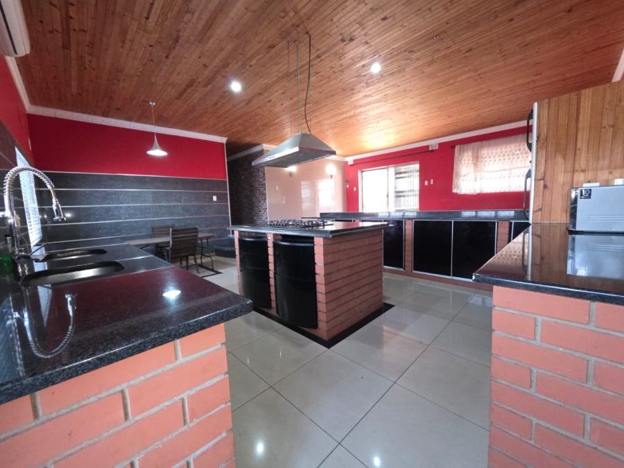 4 Bedroom Property for Sale in Malvern KwaZulu-Natal