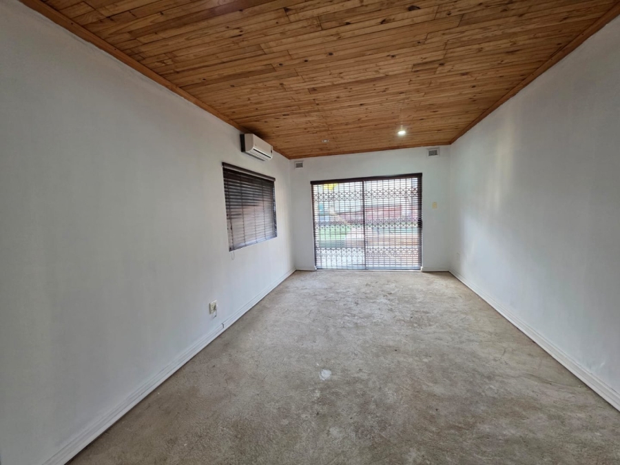 4 Bedroom Property for Sale in Malvern KwaZulu-Natal