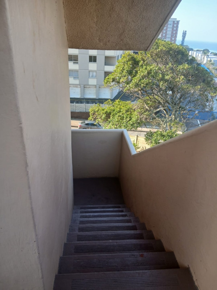 To Let 2 Bedroom Property for Rent in Doonside KwaZulu-Natal