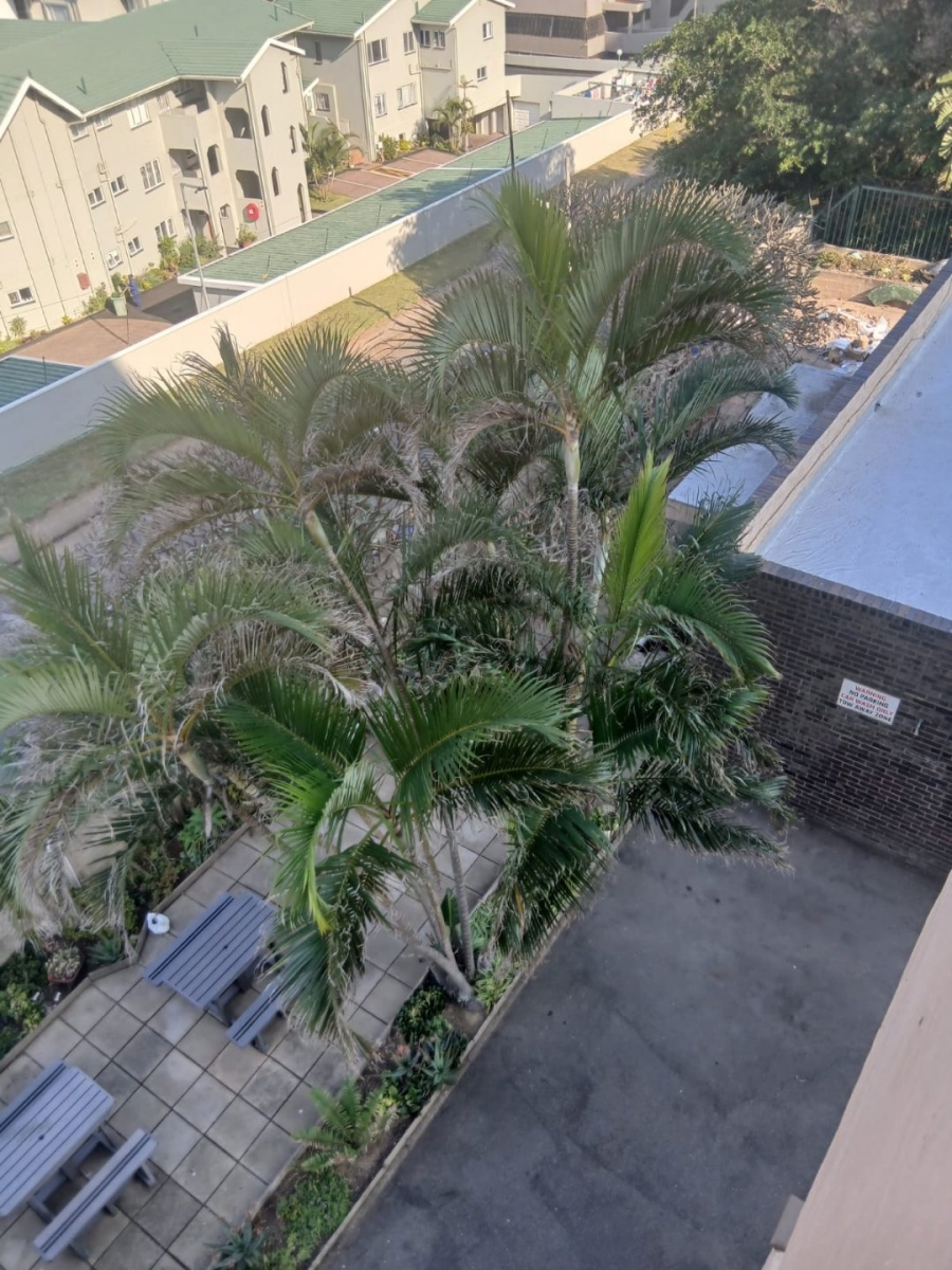 To Let 2 Bedroom Property for Rent in Doonside KwaZulu-Natal