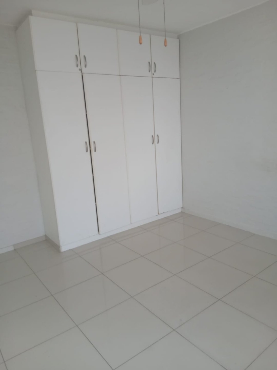 To Let 2 Bedroom Property for Rent in Doonside KwaZulu-Natal