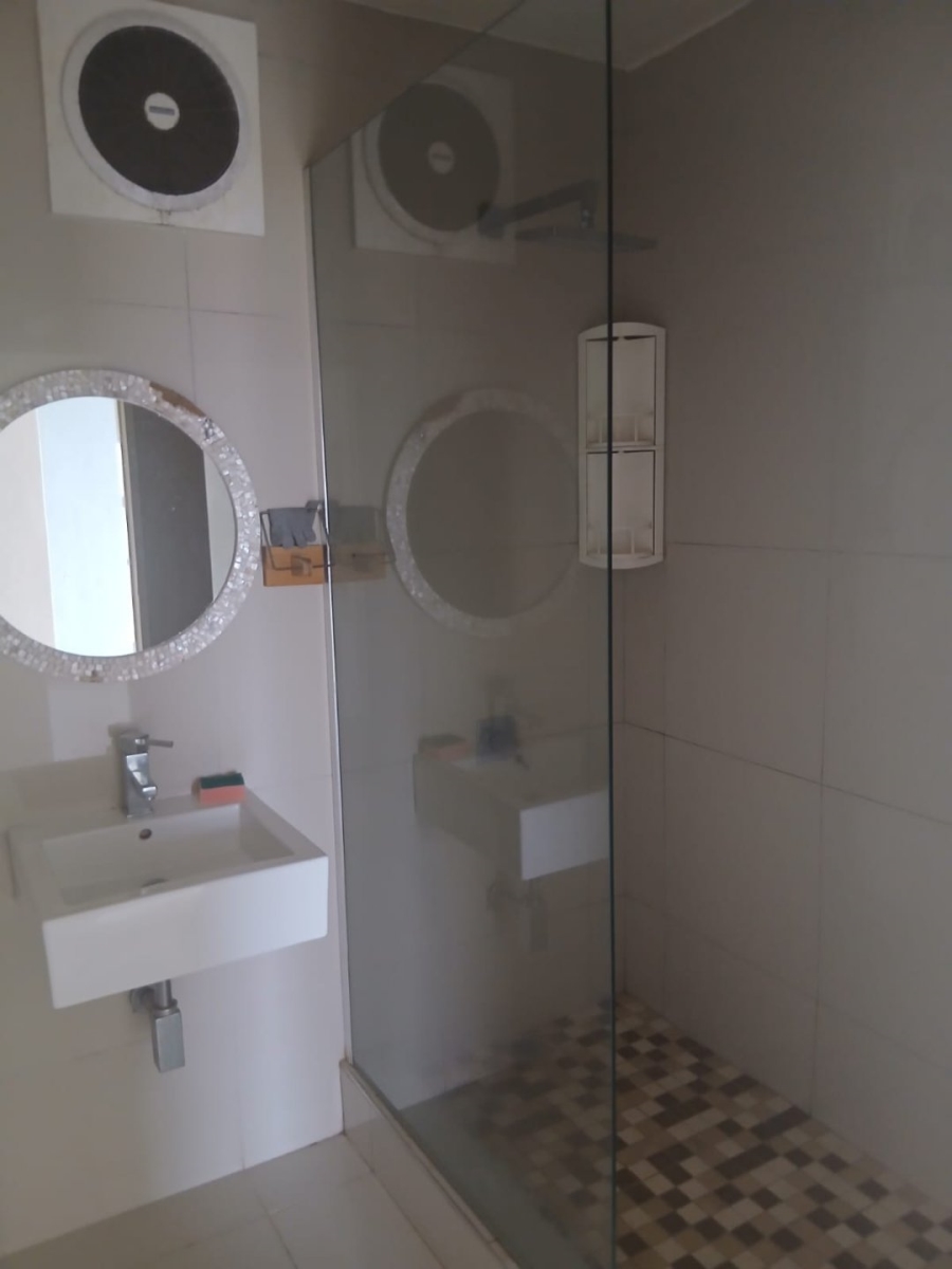 To Let 2 Bedroom Property for Rent in Doonside KwaZulu-Natal
