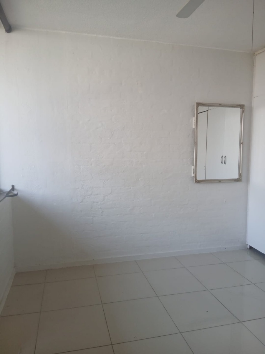 To Let 2 Bedroom Property for Rent in Doonside KwaZulu-Natal