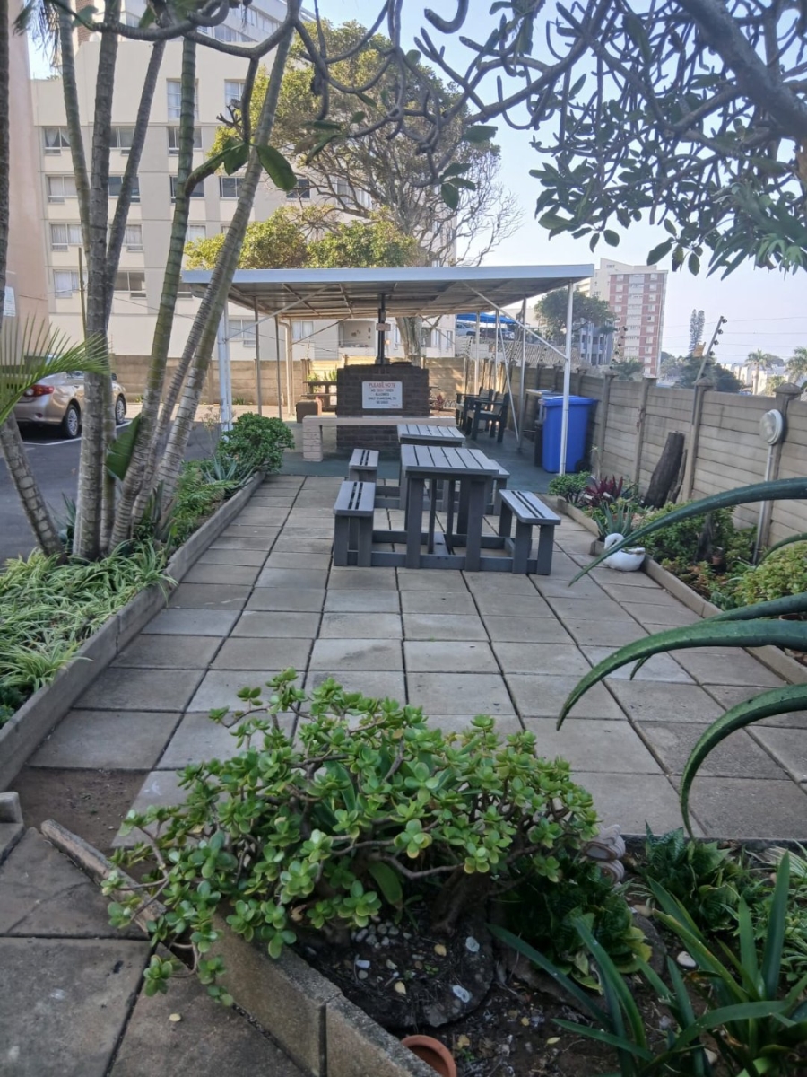To Let 2 Bedroom Property for Rent in Doonside KwaZulu-Natal