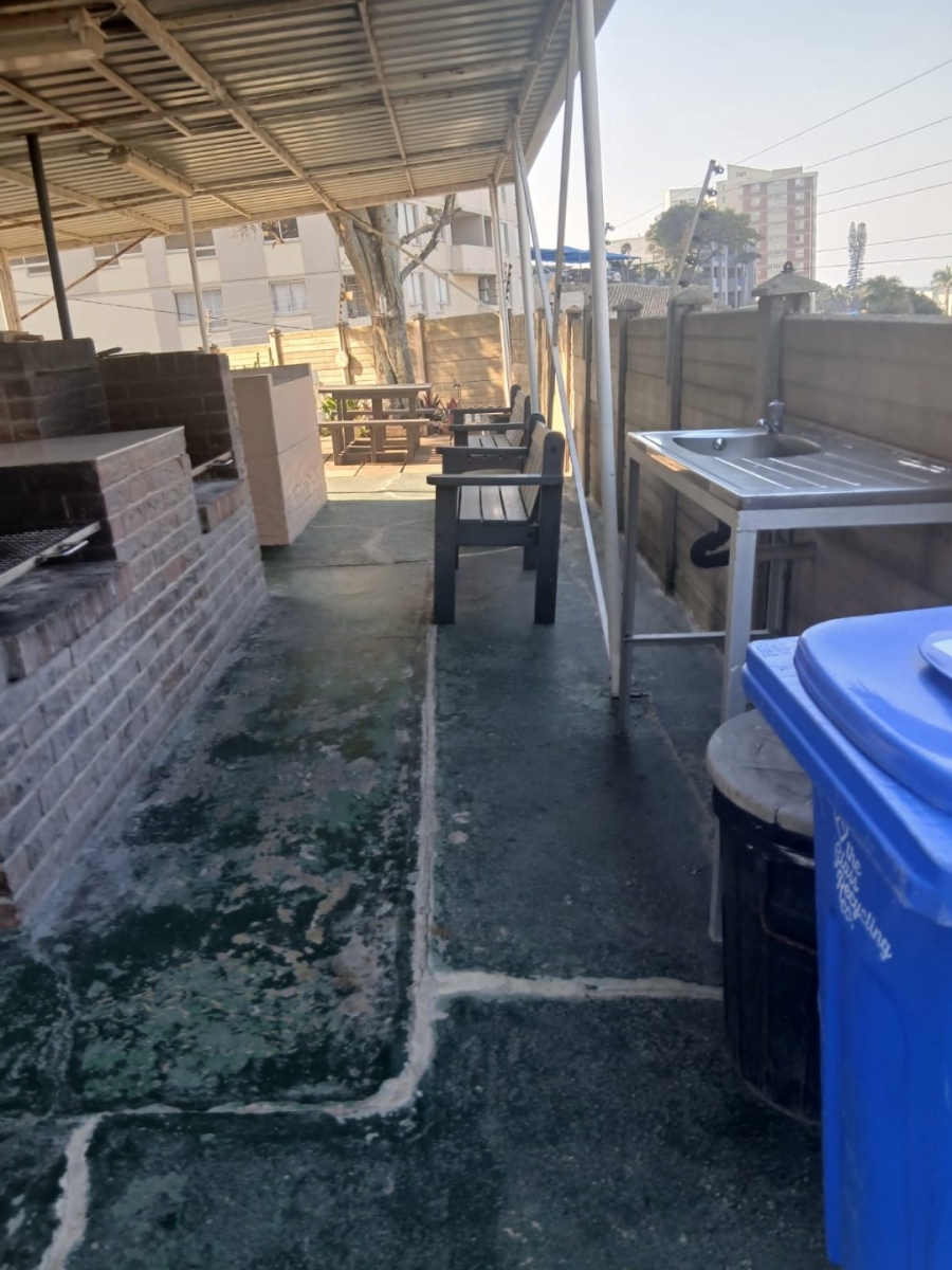 To Let 2 Bedroom Property for Rent in Doonside KwaZulu-Natal