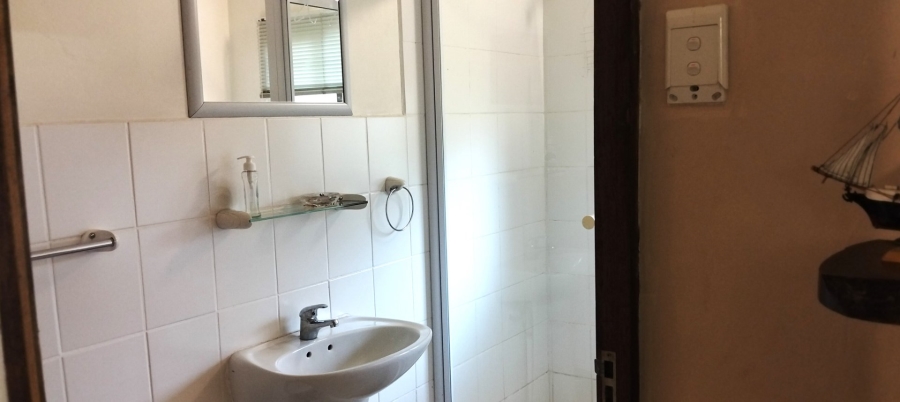 2 Bedroom Property for Sale in Umzumbe KwaZulu-Natal