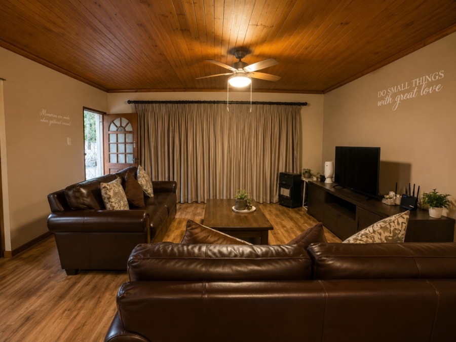 4 Bedroom Property for Sale in Scottsville KwaZulu-Natal