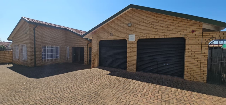 3 Bedroom Property for Sale in Lennoxton KwaZulu-Natal
