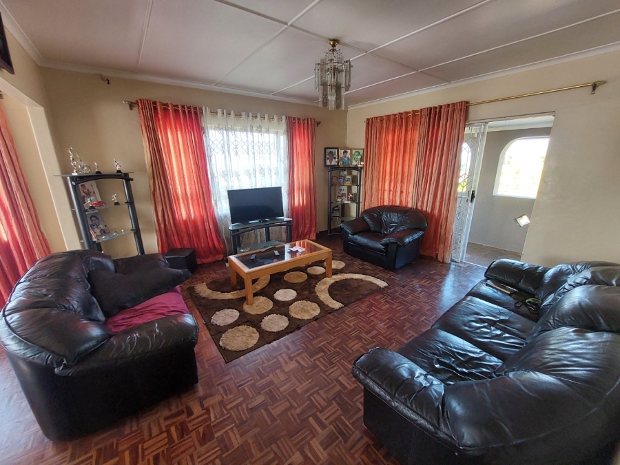 6 Bedroom Property for Sale in Silverglen KwaZulu-Natal
