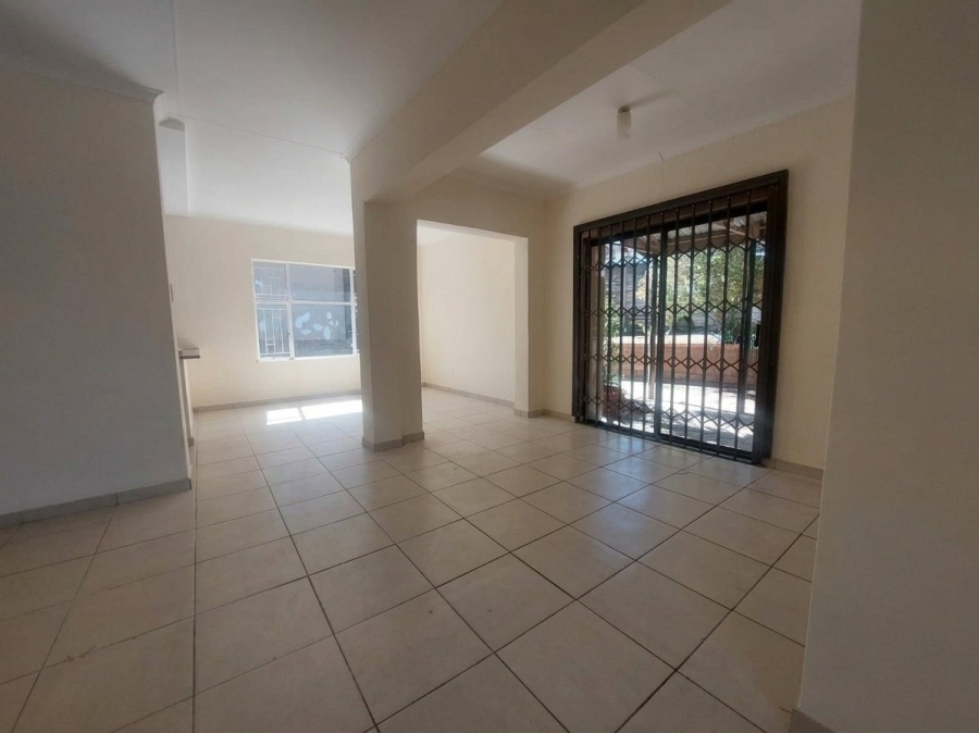 3 Bedroom Property for Sale in Sunnyridge KwaZulu-Natal