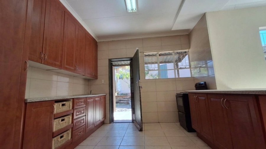 3 Bedroom Property for Sale in Sunnyridge KwaZulu-Natal