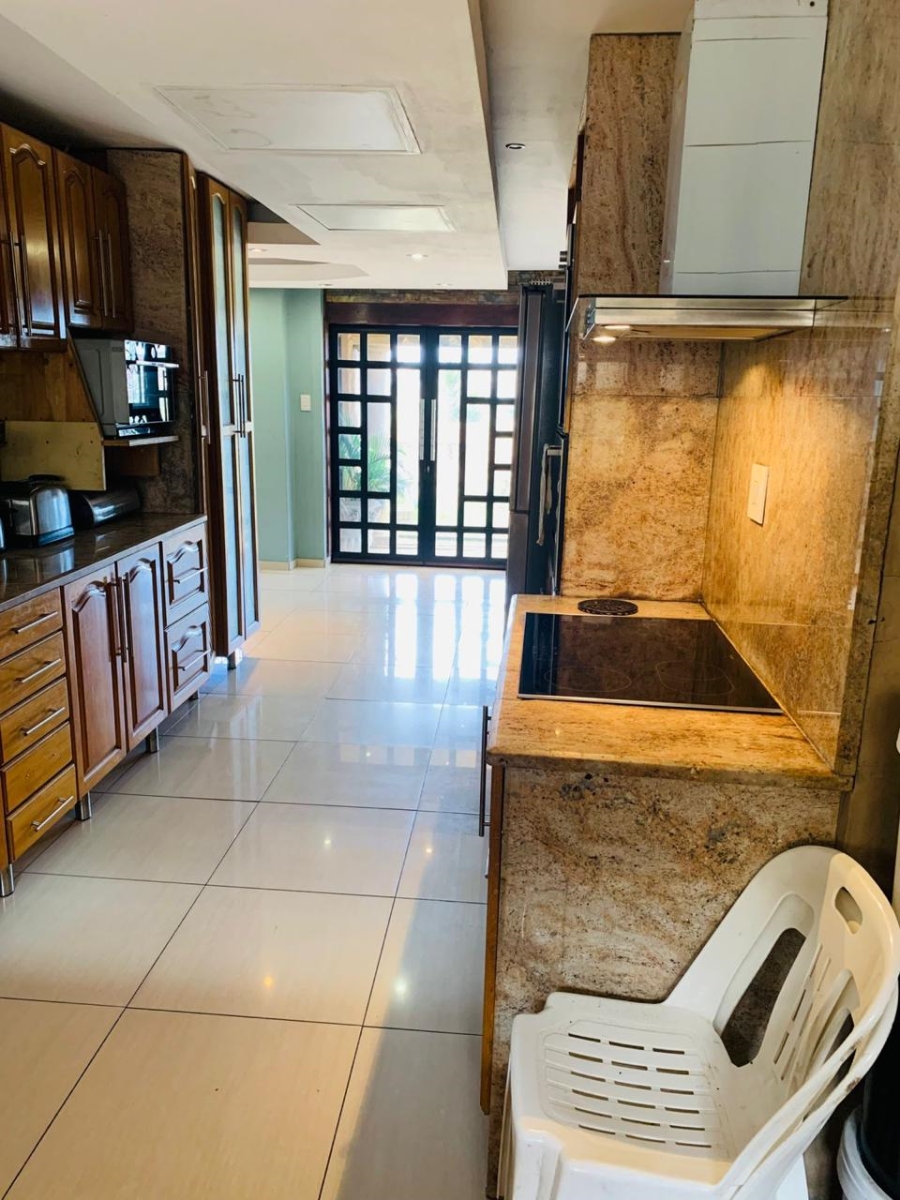 4 Bedroom Property for Sale in Kwamashu KwaZulu-Natal