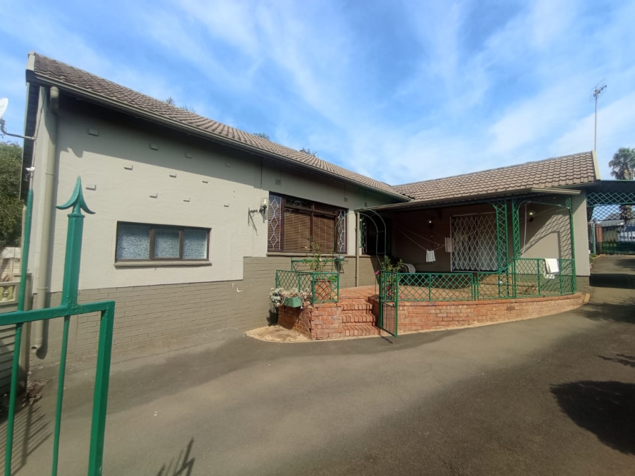 3 Bedroom Property for Sale in Scottsville KwaZulu-Natal