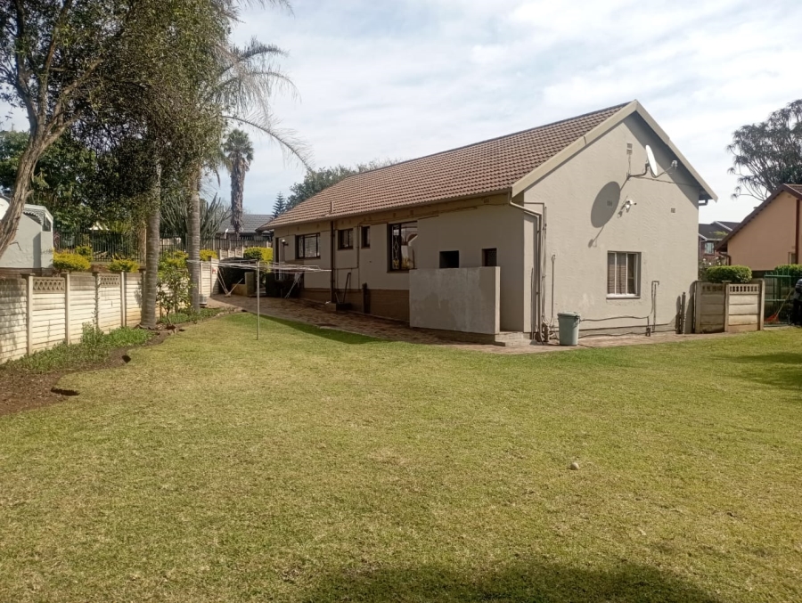 3 Bedroom Property for Sale in Scottsville KwaZulu-Natal