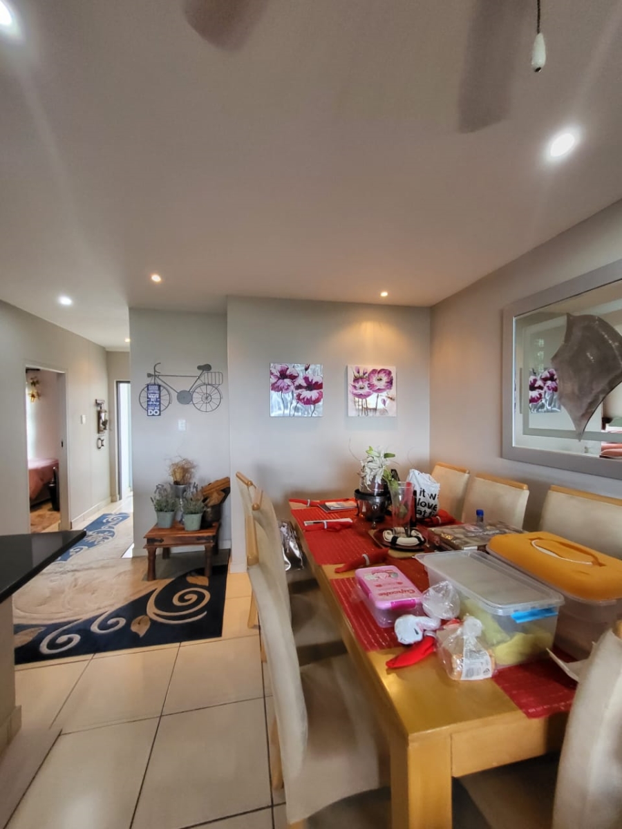 4 Bedroom Property for Sale in Manaba Beach KwaZulu-Natal