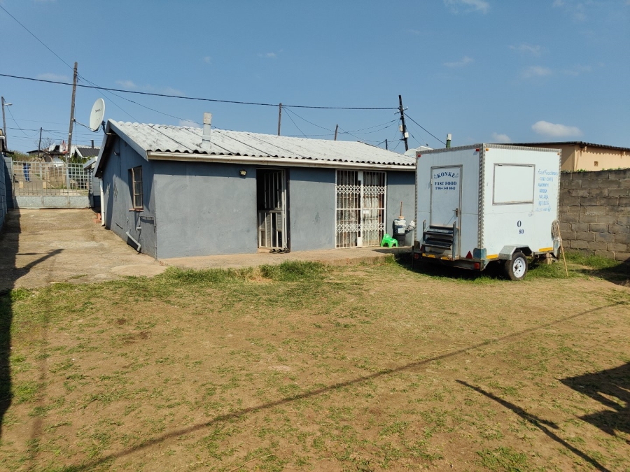 2 Bedroom Property for Sale in Emlanjeni KwaZulu-Natal