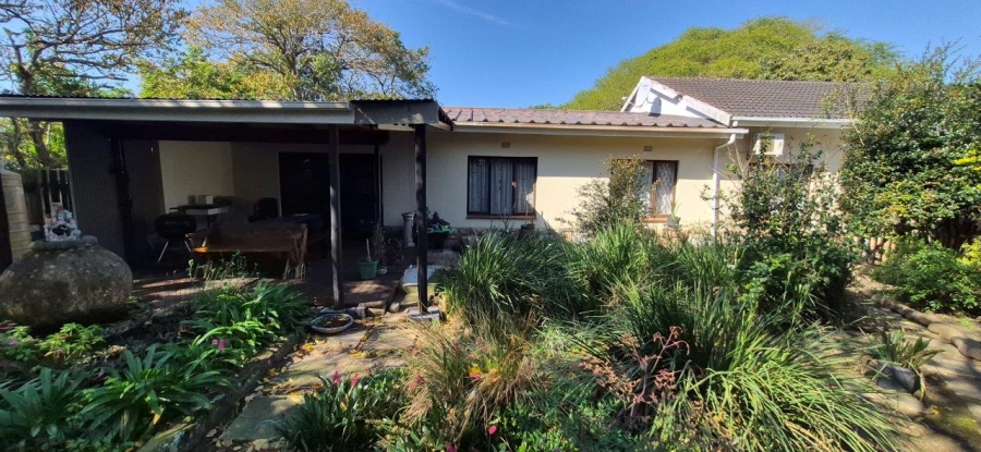 4 Bedroom Property for Sale in Sea Park KwaZulu-Natal