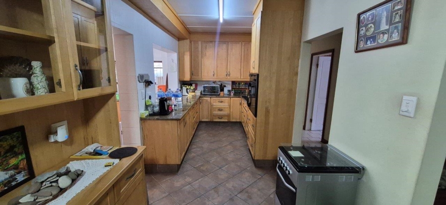 4 Bedroom Property for Sale in Sea Park KwaZulu-Natal