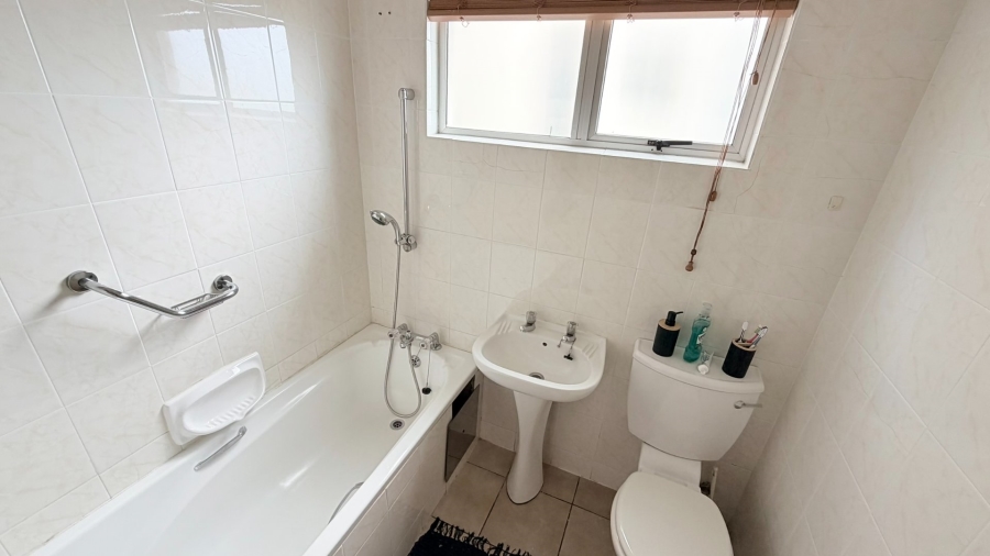 2 Bedroom Property for Sale in Beacon Rocks KwaZulu-Natal