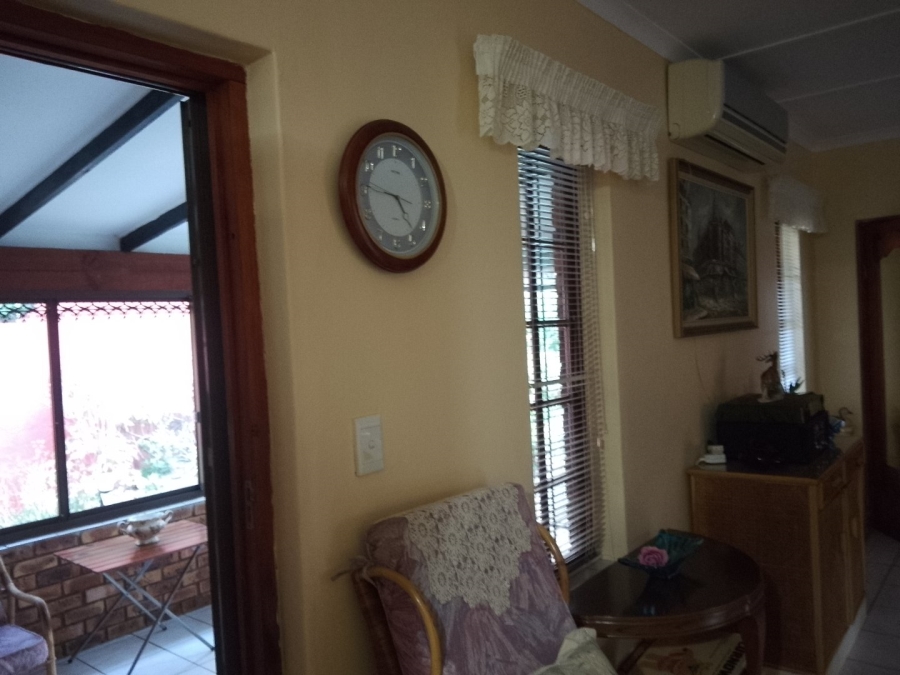 3 Bedroom Property for Sale in Uvongo KwaZulu-Natal