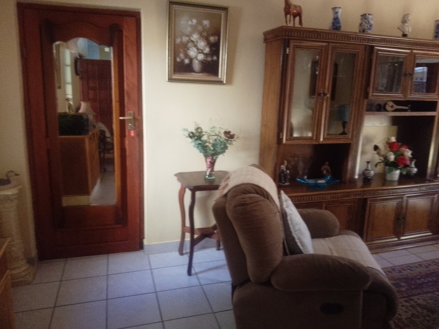 3 Bedroom Property for Sale in Uvongo KwaZulu-Natal