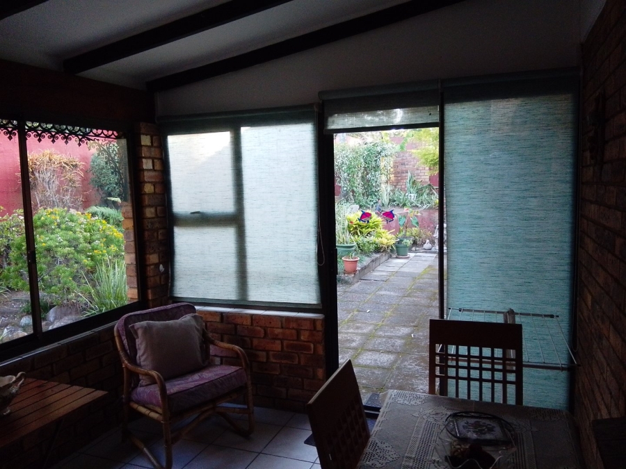 3 Bedroom Property for Sale in Uvongo KwaZulu-Natal