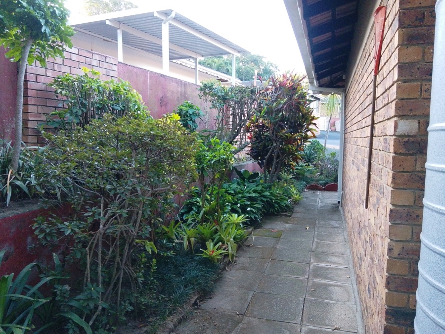 3 Bedroom Property for Sale in Uvongo KwaZulu-Natal