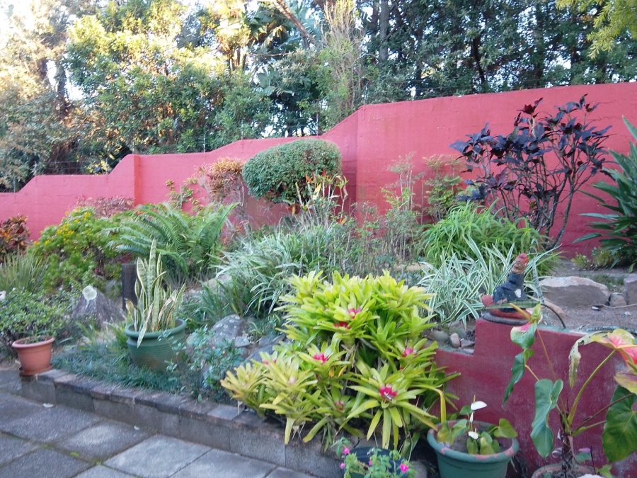 3 Bedroom Property for Sale in Uvongo KwaZulu-Natal