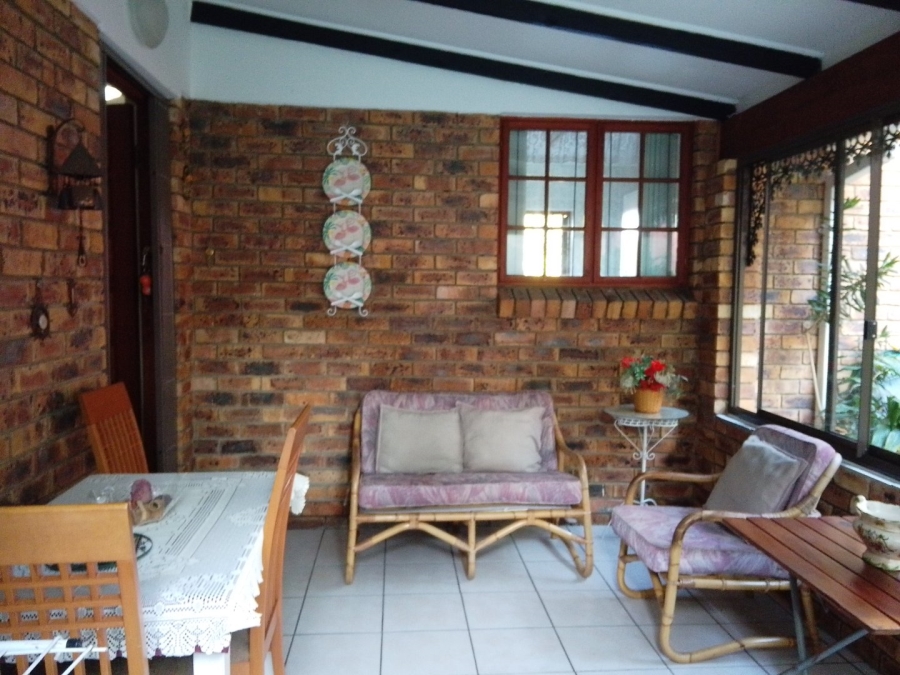 3 Bedroom Property for Sale in Uvongo KwaZulu-Natal