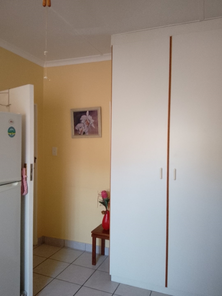 3 Bedroom Property for Sale in Uvongo KwaZulu-Natal