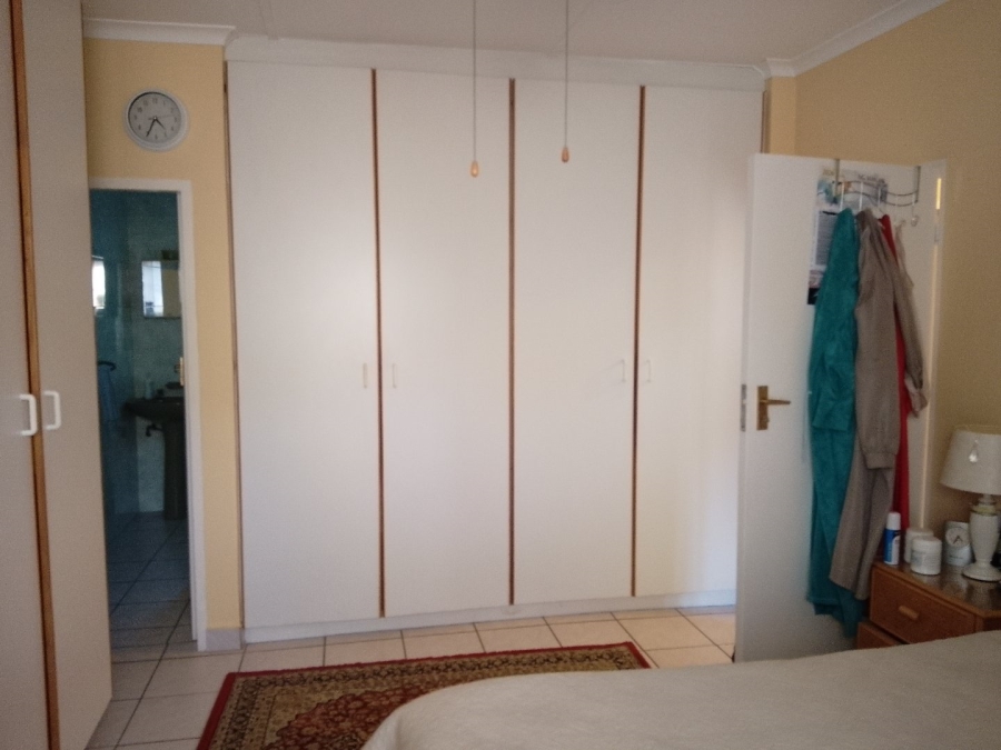 3 Bedroom Property for Sale in Uvongo KwaZulu-Natal