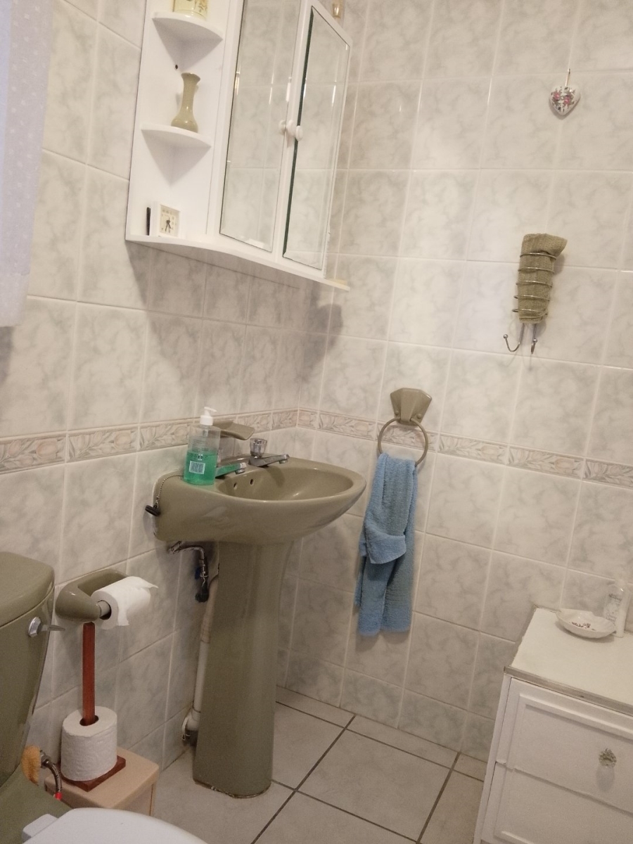 3 Bedroom Property for Sale in Uvongo KwaZulu-Natal