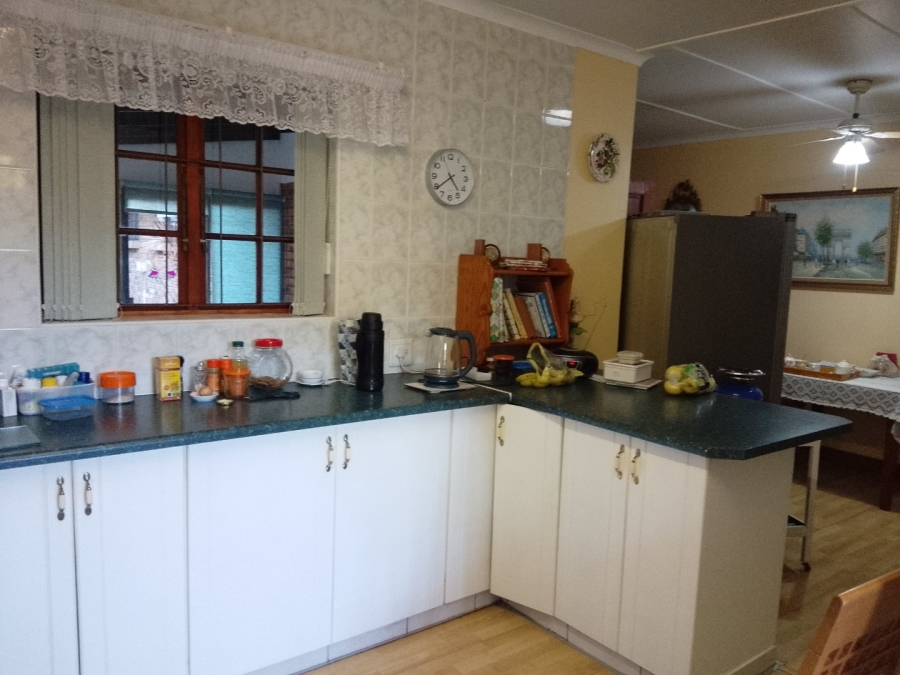 3 Bedroom Property for Sale in Uvongo KwaZulu-Natal